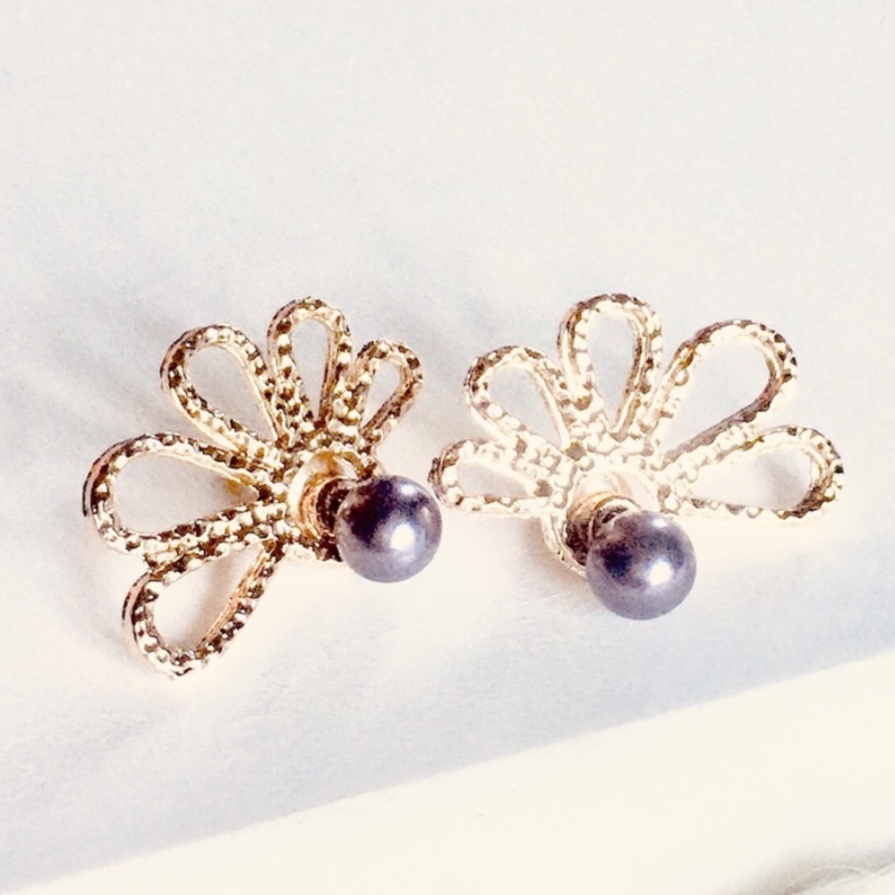 💌 2 Layer Petal Earrings/ Cuff